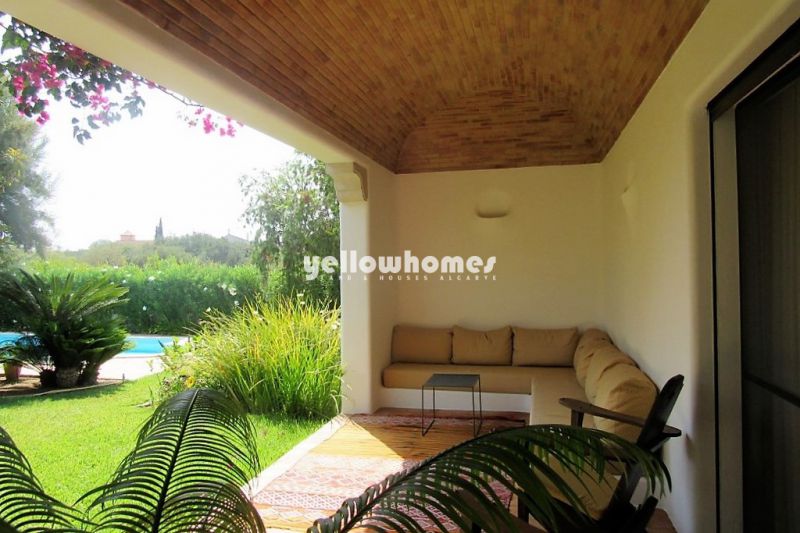 Moradia V3 encantadora com anexo e piscina privada perto da Guia